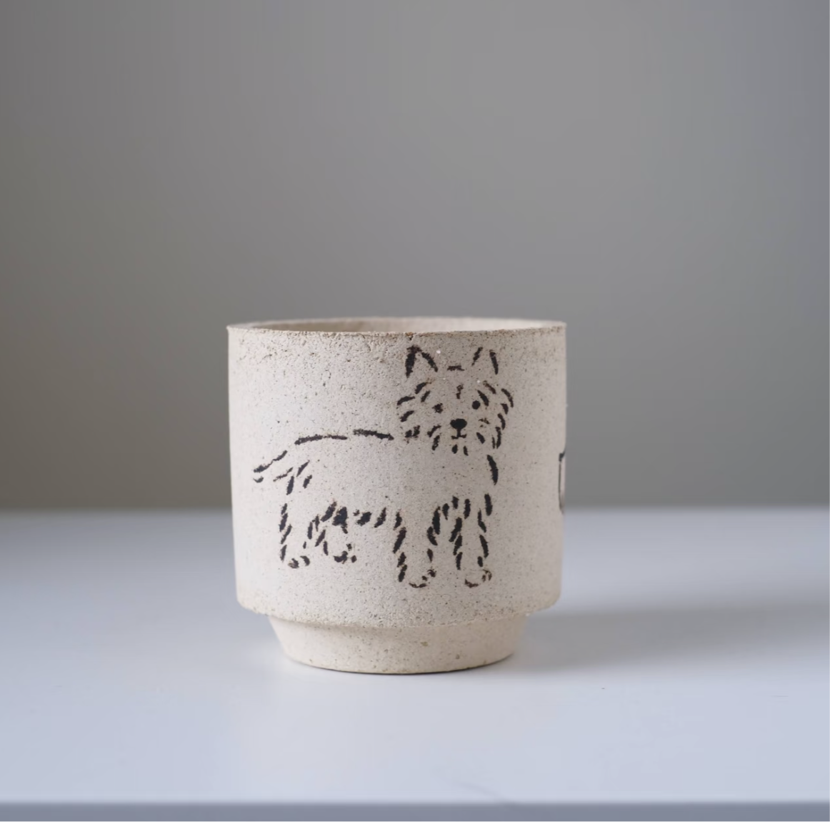 Line Dog – Handcrafted Clay Plant Pot