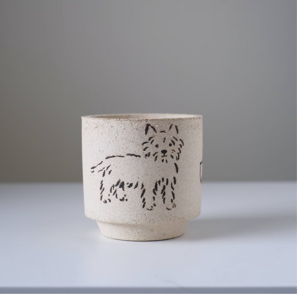 Line Dog – Handcrafted Clay Plant Pot